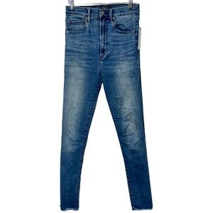 Abercrombie & Fitch Ultra High Rise Super Skinny Blue Denim Jeans Size 27 R, 4 R